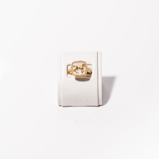 A photo of a Diamond & White Mother of Pearl Horse Ring.